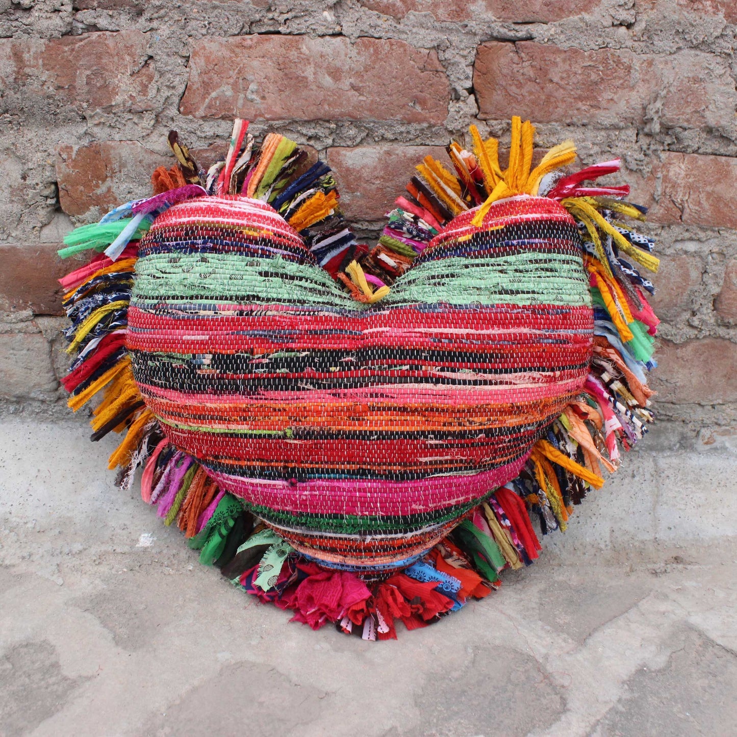 Boho Heart Pillow Indian Decorative Throw Pillow Mother's Day Gift Indian Bohemian Pillow With Fringes Rug Pillow, Colorful Rag Rug Pillow